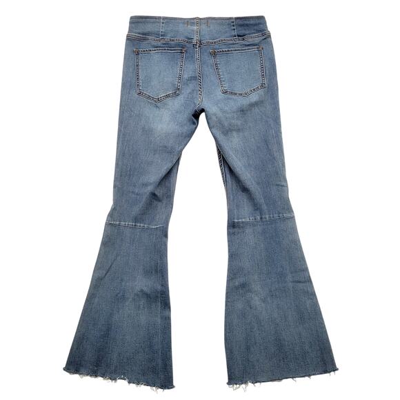 Free People Jeans Women's 28 Blue Pull On Mid Rise Flare Festival Boho Hippie - Picture 3 of 9